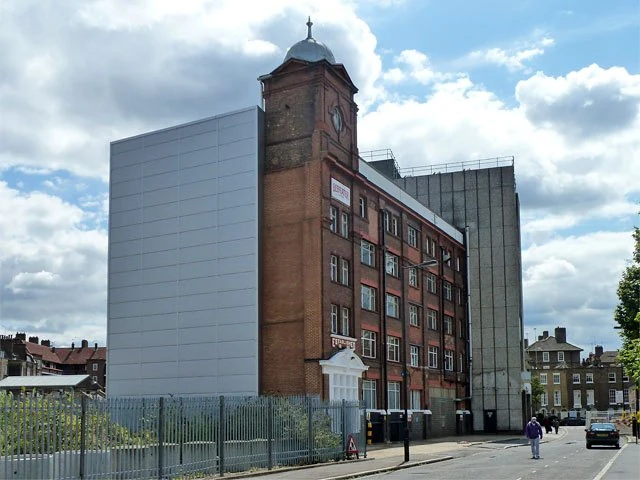 Beefeater, 20 Montford Place, SE11