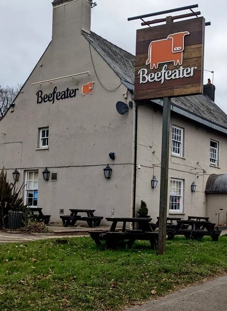 Beefeater name sign, Castleton